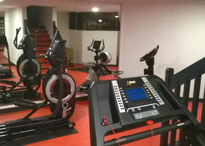 3 Etoiles Lumineux Sauna Piscine Au Royal Milan St Lary 6 Pers Apartman